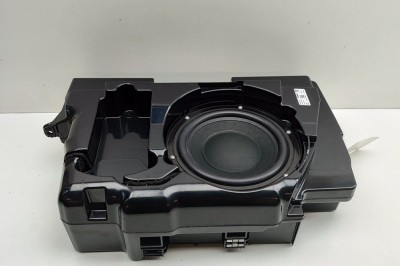 Subwoofer PORSCHE MACAN DKN 2021 OEM: 95B035481B | 31538247 foto