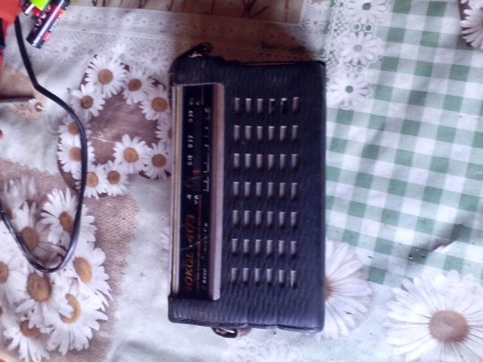 Radio vechi pe tranzistori Sokol 403 An 1971-1982