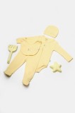 Cumpara ieftin Set 4 piese:body, pantaloni, baveta si caciulita Bamboo, galben, BabyCosy, 50% bumbac+50%bambus (Marime: 6-9 luni)