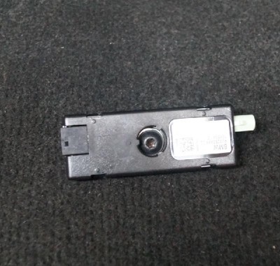 Amplificator de antena BMW i3 I01 2015 OEM: 9253999 2027357 foto