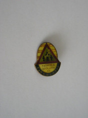 QW9 J 96 - Insigna - tematica pionieri - Patrula scolara de circulatie - mica