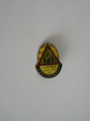 QW9 J 96 - Insigna - tematica pionieri - Patrula scolara de circulatie - mica foto