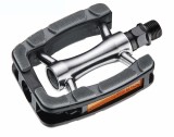 Pedale Aluminiu Trekking Negre Xerama, 103x77mm, Anti-alunecare, Catadioptrii Omologate, 280g