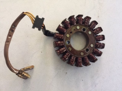 Stator Kawasaki GPZ 550 UT foto