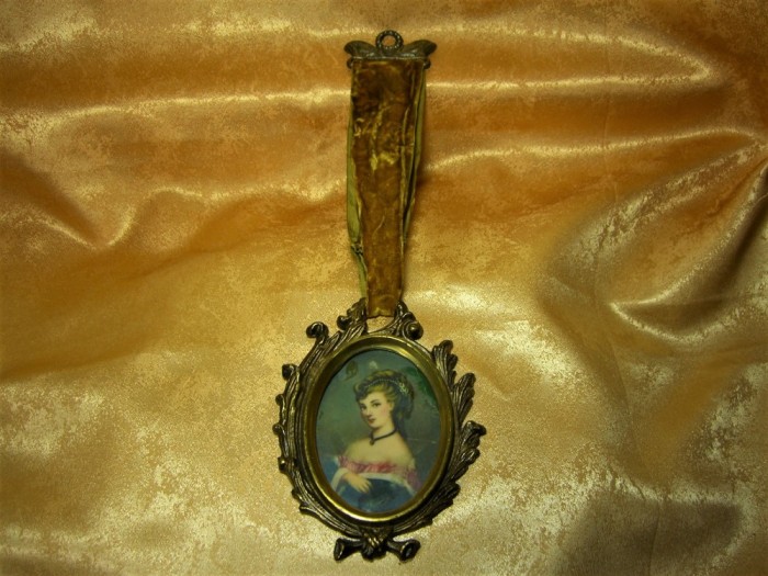 Mini pictura cameo, rama bronz, sec 19, colectie, cadou, vintage