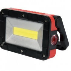Proiector portabil 5W cu acumulator, led cob, 300lm