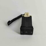 Comutator &icirc;ncălzire scaun TOYOTA RAV 4 IV _A4_ 2015 OEM: 84751-42082 | 28360653