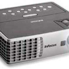 Videoproiector Refurbished Infocus 1102A, Cu Telecomanda Si Geanta.