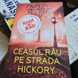Ceasul rau de pe strada Hickory - Agatha Christie