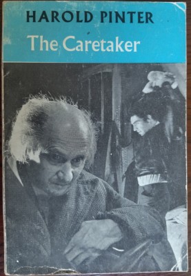 HAROLD PINTER - THE CARETAKER (A PLAY) [LIMBA ENGLEZA / METHUEN LONDON 1963] foto