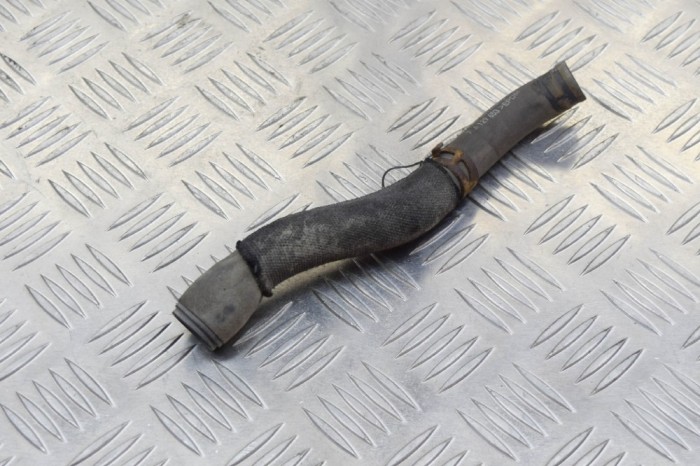 Furtun de admisie aer AUDI Q7 4L 2007 OEM: 7L6129653 11450182