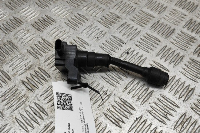 Bobina de inducție de &icirc;naltă tensiune FORD FIESTA VI Van 2016 OEM: CM5G-12A366-CB 30826465