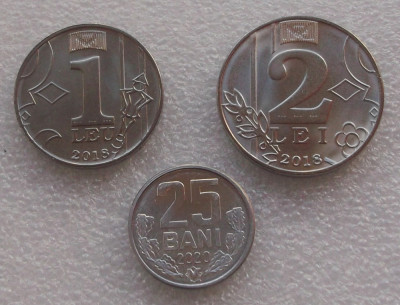 Moldova set / lot 25 bani 2020 + 1 leu 2018 + 2 lei 2018 UNC ** foto