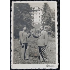 Fotografie, Femeie si barbat la Baile Govora, anii 50