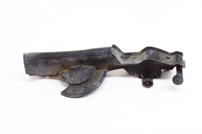 Garnitura de cauciuc motor BMW 3 F30, F80 2016 OEM: 7255804 11528100