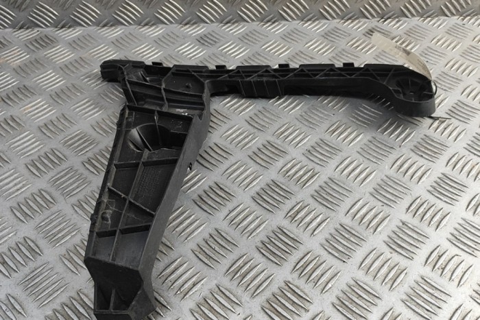 Suport bara de protecție st&acirc;nga spate AUDI A5 F53 2019 OEM: 8W6807453 | 31863487