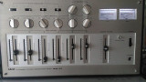 Mixer Akai MM-62