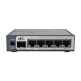 Cumpara ieftin Router hEX, 5 porturi RJ45 Gigabit, 1 x SFP 2.5G, 1 x PoE Out, USB, PoE In - MikroTik E60iUGS
