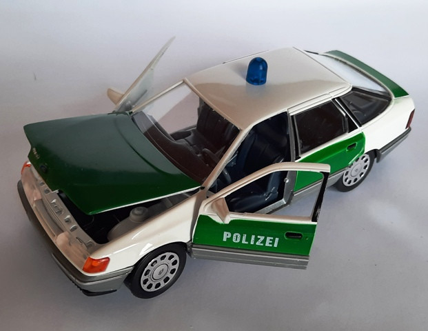 Macheta Ford Scorpio *Polizei*, white/green