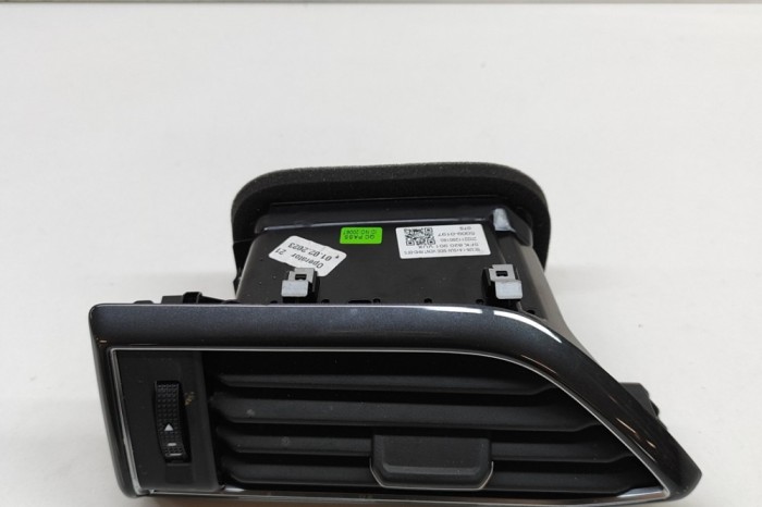 Gura de ventilație planșa de bord SEAT TARRACO KN2 2023 OEM: 5FK820901 23099894