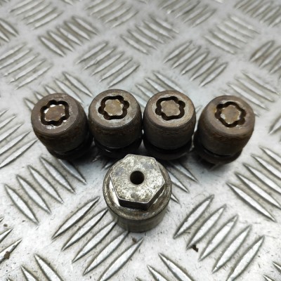 Set prezon antifurt LAND ROVER RANGE ROVER EVOQUE L538 2014 OEM: LR037026,6G92-17A147-DB 32737994 foto