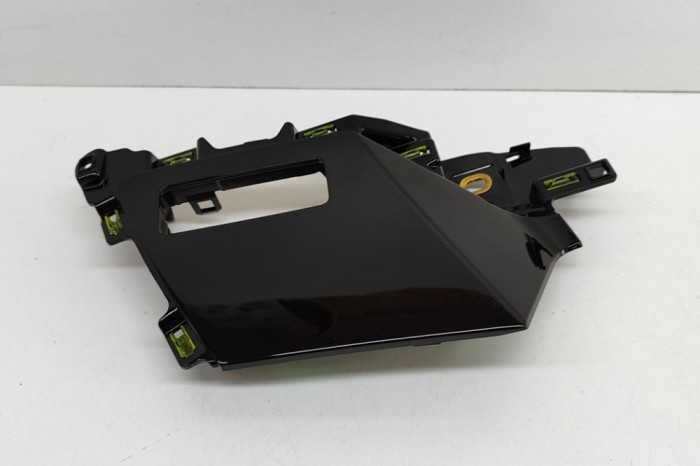 nerasta AUDI A3 Limousine 8YS 2022 OEM: 8Y2857304 24600704