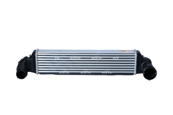 NRF 30154A Intercooler, compresor