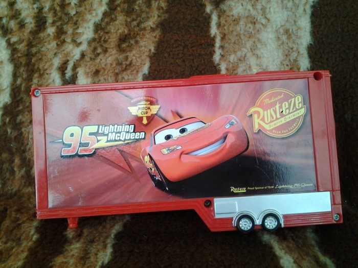 Disney Pixar Cars Mack remorca transportor miniaturi 21 cm jucarie**