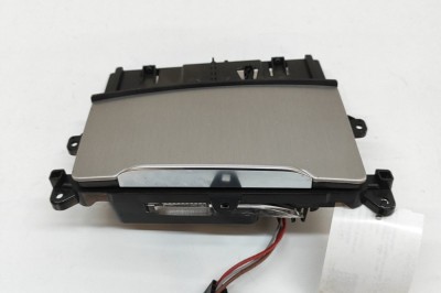 Scrumiera AUDI Q7 4M 2016 OEM: 4M1863273A | 32061590 foto