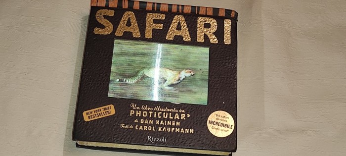 SAFARI - un libro illustrato in PHOTICULAR - 8 poze