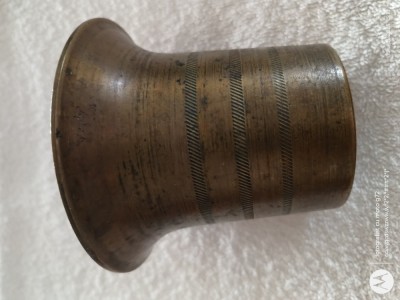 mojar vechi din bronz ,aproximativ 20 cm inaltime .Cu patina timpului foto