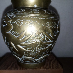 Antique Chinese Vase Svastika Stamp Tibet