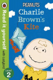 Peanuts: Charlie Brown&#039;s Kite - Paperback brosat - Ladybird Book