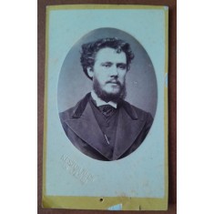 Fotografie tip CDV, barbat cu barba, sfarsit de secol XIX