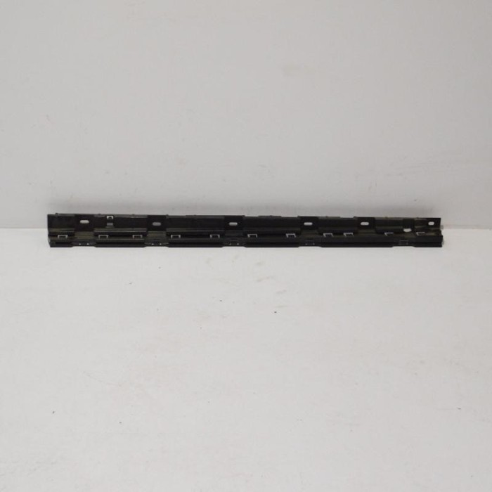 Suport prag lateral st&acirc;nga față BMW 5 F10 2010 OEM: 7184777 | 2419073