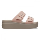 Sandale Crocs Women&rsquo;s Brooklyn Low Wedge Sandal Roz - Pale Blush