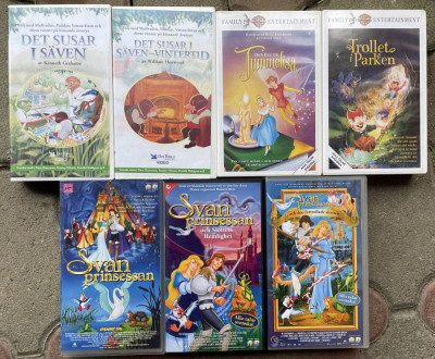 Lot de 7 casete video VHS cu filme de animatie in limba suedeza foto
