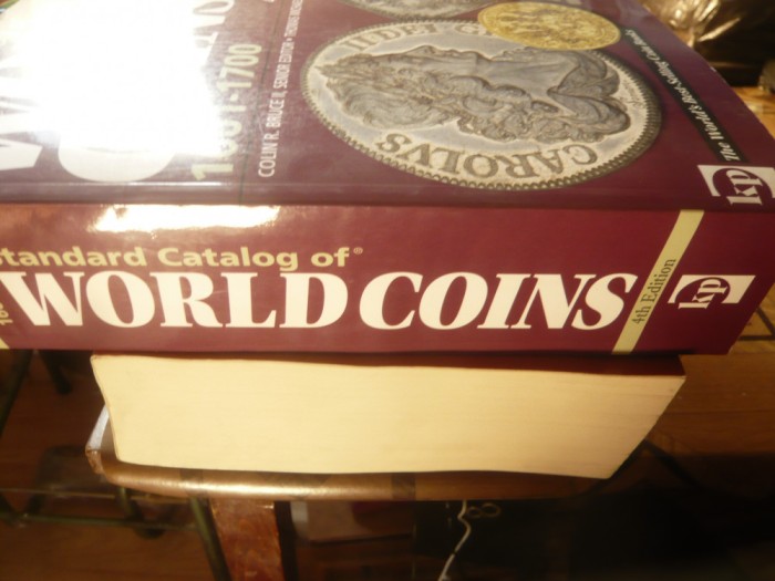 Catalog World Coins 1601- 1700 - Editia IV , cu DVD