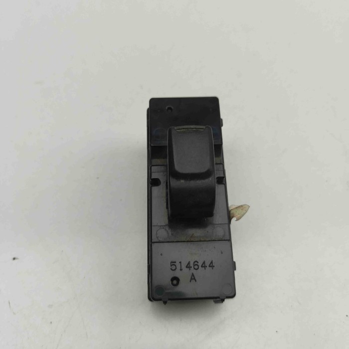 Buton geam ușă st&acirc;nga spate ISUZU D-MAX I TFR, TFS 2009 OEM: 8-97403-893-0 | 32052177