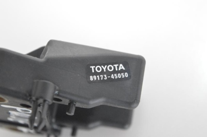 Senzor de impact st&acirc;nga față LEXUS RX _U3_ 2005 OEM: 89173-45050 1946173