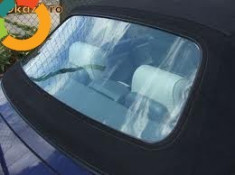 Folie inlocuit (reparatie) luneta la auto cabrio, la fel ca originalul foto