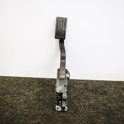 Pedala de accelerație VOLVO V40 Hatchback 2015 OEM: 312805986PV01036817388800 3250728 foto