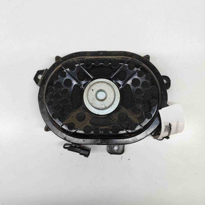 Subwoofer LAND ROVER RANGE ROVER VELAR L560 2018 OEM: HK83-18808-AB