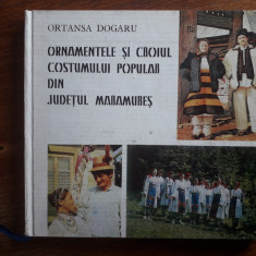 Ornamentele si croiul costumului popular din Maramures / R7P1F