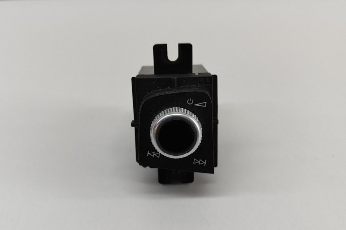 Buton player muzical AUDI A5 Sportback F5A 2019 OEM: 8W2919616 25443399