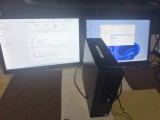 PC Desktop cu 2 monitoare