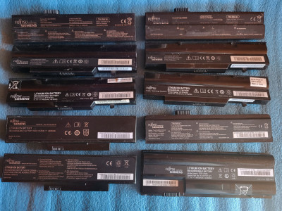 lot 10 baterii laptop Fujitsu siemens - diverse modele - foto
