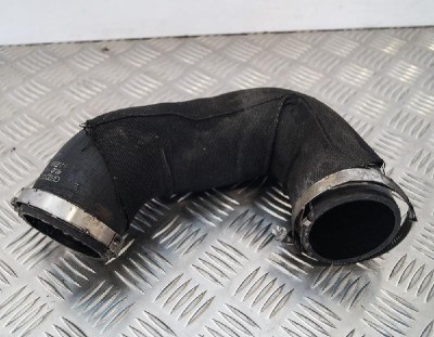 Furtun intercooler st&amp;acirc;nga AUDI Q7 4L 2011 OEM: 4L0145972 2406607 foto