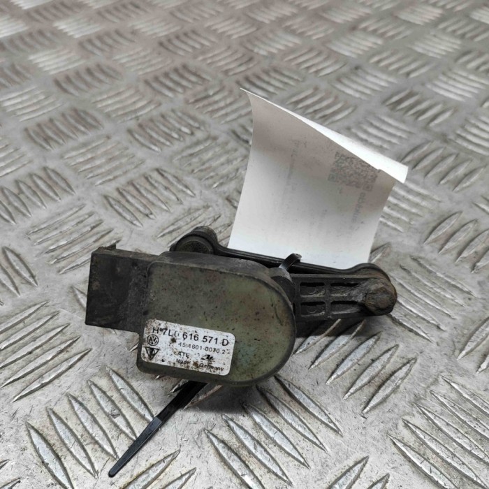 Senzor de nivel &icirc;nălțime st&acirc;nga spate AUDI Q7 4L 2007 OEM: 7L0616571D 22914264