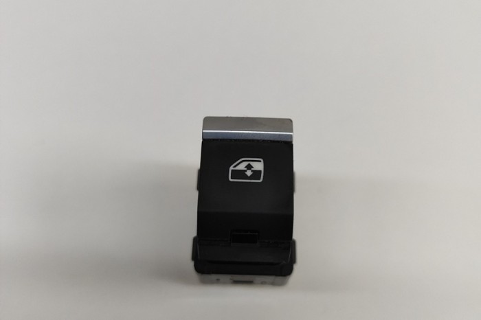 Buton geam ușă dreapta spate AUDI Q7 4M 2018 OEM: 4M0959855 30421987